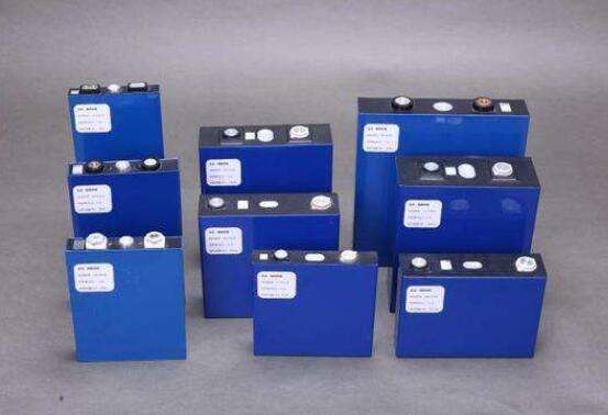 1GWh！中國鐵塔2021-2022年磷酸鐵鋰換電電池招標！